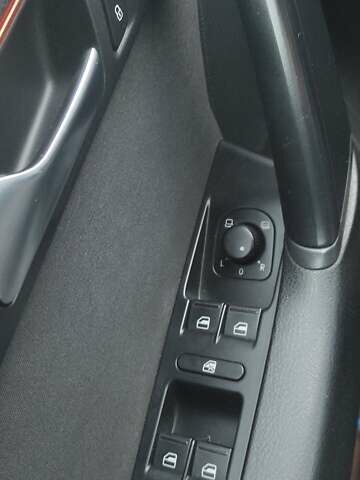 Серый Фольксваген Пассат Альтрак, объемом двигателя 1.97 л и пробегом 246 тыс. км за 11900 $, фото 30 на Automoto.ua