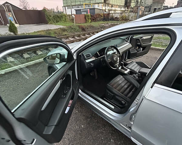 Сірий Фольксваген Пассат Альтрак, об'ємом двигуна 2 л та пробігом 294 тис. км за 12400 $, фото 11 на Automoto.ua