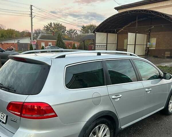 Сірий Фольксваген Пассат Альтрак, об'ємом двигуна 2 л та пробігом 294 тис. км за 12400 $, фото 4 на Automoto.ua