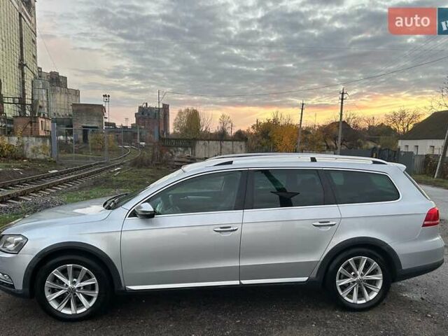 Сірий Фольксваген Пассат Альтрак, об'ємом двигуна 2 л та пробігом 294 тис. км за 12400 $, фото 2 на Automoto.ua