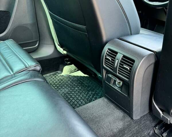 Сірий Фольксваген Пассат Альтрак, об'ємом двигуна 2 л та пробігом 220 тис. км за 12400 $, фото 16 на Automoto.ua