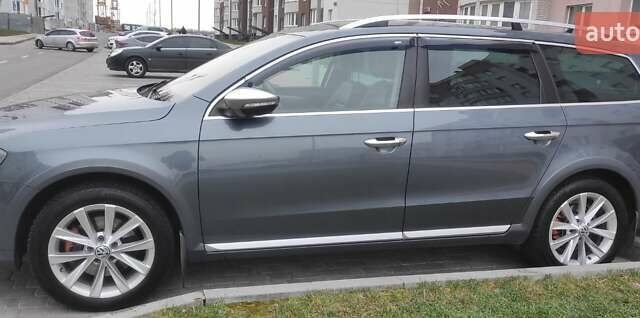 Серый Фольксваген Пассат Альтрак, объемом двигателя 1.97 л и пробегом 246 тыс. км за 11900 $, фото 10 на Automoto.ua