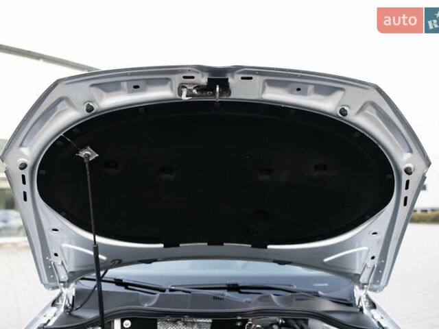 Серый Фольксваген Пассат Альтрак, объемом двигателя 2 л и пробегом 259 тыс. км за 13800 $, фото 92 на Automoto.ua