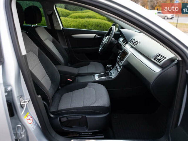 Серый Фольксваген Пассат Альтрак, объемом двигателя 2 л и пробегом 259 тыс. км за 13800 $, фото 62 на Automoto.ua