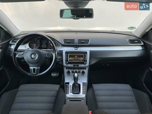 Серый Фольксваген Пассат Альтрак, объемом двигателя 2 л и пробегом 251 тыс. км за 11900 $, фото 31 на Automoto.ua
