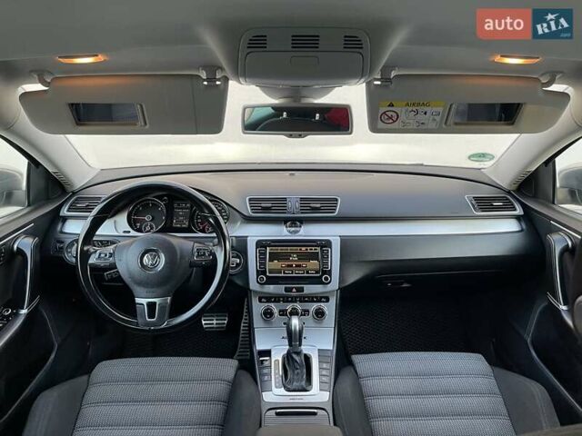 Сірий Фольксваген Пассат Альтрак, об'ємом двигуна 2 л та пробігом 241 тис. км за 11990 $, фото 1 на Automoto.ua