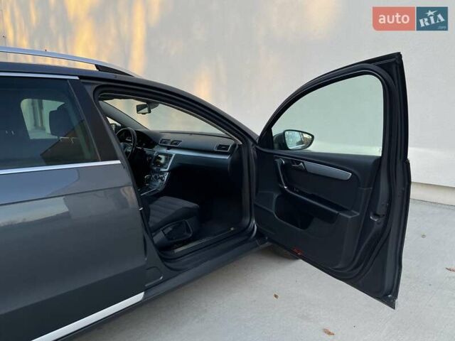Сірий Фольксваген Пассат Альтрак, об'ємом двигуна 2 л та пробігом 241 тис. км за 11990 $, фото 38 на Automoto.ua