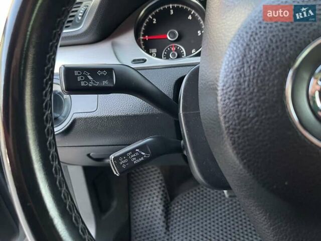 Сірий Фольксваген Пассат Альтрак, об'ємом двигуна 2 л та пробігом 241 тис. км за 11990 $, фото 25 на Automoto.ua