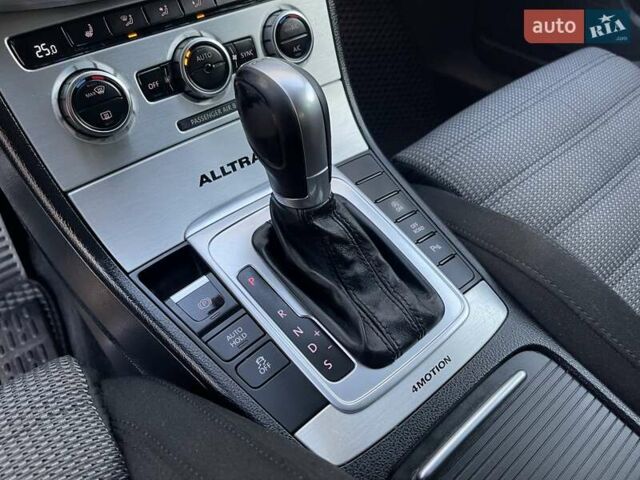 Сірий Фольксваген Пассат Альтрак, об'ємом двигуна 2 л та пробігом 241 тис. км за 11990 $, фото 30 на Automoto.ua