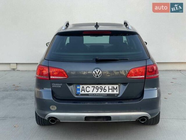Сірий Фольксваген Пассат Альтрак, об'ємом двигуна 2 л та пробігом 241 тис. км за 11990 $, фото 19 на Automoto.ua