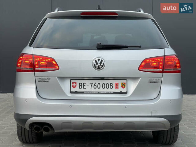 Серый Фольксваген Пассат Альтрак, объемом двигателя 2 л и пробегом 207 тыс. км за 14500 $, фото 9 на Automoto.ua