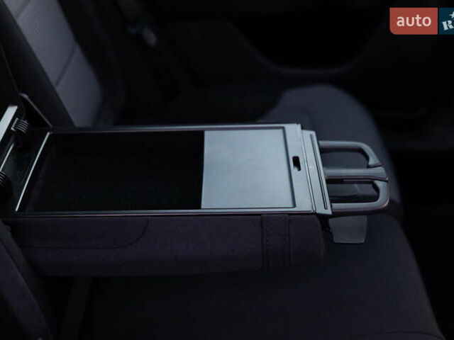 Серый Фольксваген Пассат Альтрак, объемом двигателя 2 л и пробегом 259 тыс. км за 13800 $, фото 70 на Automoto.ua