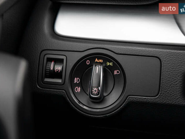 Сірий Фольксваген Пассат Альтрак, об'ємом двигуна 2 л та пробігом 259 тис. км за 13300 $, фото 35 на Automoto.ua