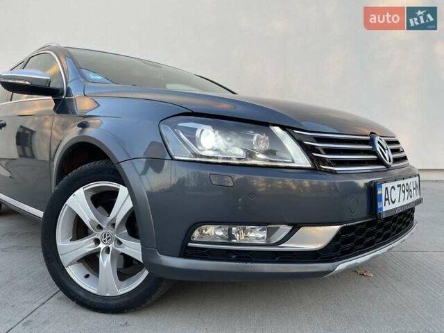 Сірий Фольксваген Пассат Альтрак, об'ємом двигуна 2 л та пробігом 241 тис. км за 11990 $, фото 45 на Automoto.ua