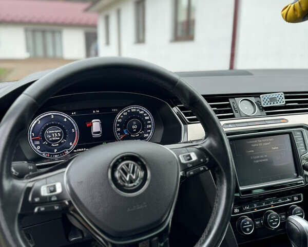 Серый Фольксваген Пассат Альтрак, объемом двигателя 2 л и пробегом 240 тыс. км за 16300 $, фото 35 на Automoto.ua