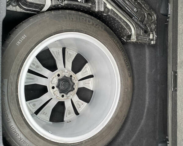 Сірий Фольксваген Пассат Альтрак, об'ємом двигуна 2 л та пробігом 266 тис. км за 16800 $, фото 47 на Automoto.ua