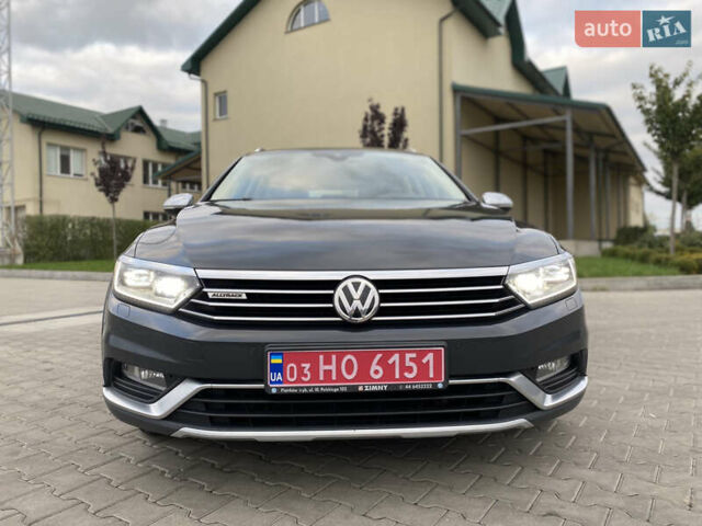 Сірий Фольксваген Пассат Альтрак, об'ємом двигуна 2 л та пробігом 266 тис. км за 16800 $, фото 53 на Automoto.ua