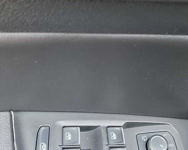 Сірий Фольксваген Пассат Альтрак, об'ємом двигуна 2 л та пробігом 266 тис. км за 16800 $, фото 38 на Automoto.ua