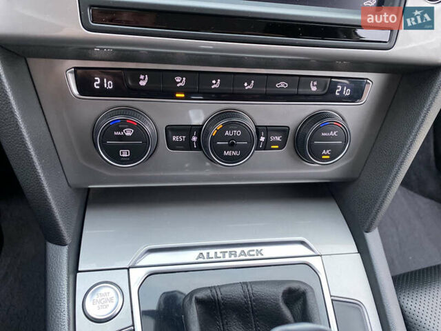 Сірий Фольксваген Пассат Альтрак, об'ємом двигуна 2 л та пробігом 266 тис. км за 16800 $, фото 22 на Automoto.ua