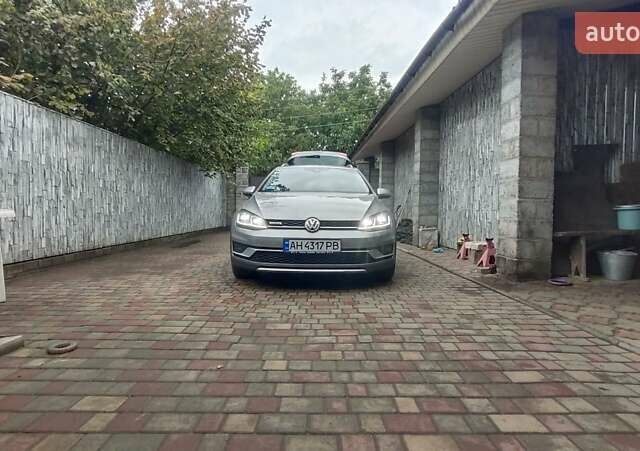 Фольксваген Пассат Альтрак 2017 в Краматорске на Automoto.ua Серый Фольксваген Пассат Альтрак, объемом двигателя 2 л и пробегом 215 тыс. км за 17000 $, фото 16 на Automoto.ua