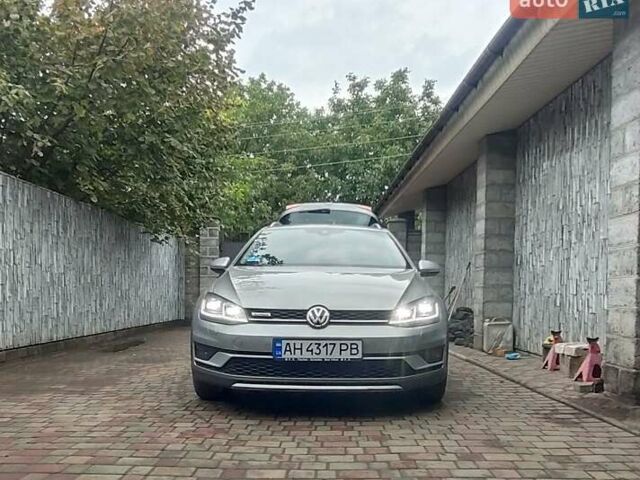 Фольксваген Пассат Альтрак 2017 в Краматорске на Automoto.ua Серый Фольксваген Пассат Альтрак, объемом двигателя 2 л и пробегом 215 тыс. км за 17000 $, фото 21 на Automoto.ua