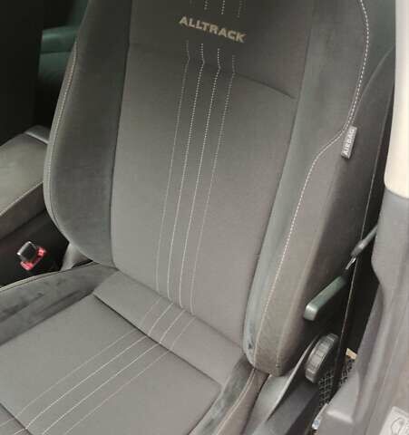 Фольксваген Пассат Альтрак 2017 в Краматорске на Automoto.ua Серый Фольксваген Пассат Альтрак, объемом двигателя 2 л и пробегом 215 тыс. км за 17000 $, фото 12 на Automoto.ua