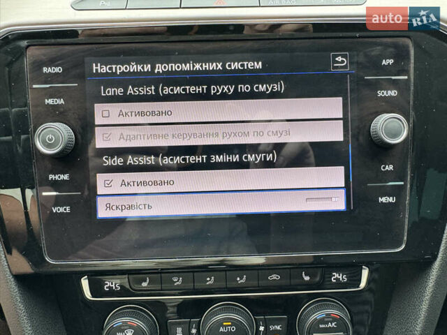 Серый Фольксваген Пассат Альтрак, объемом двигателя 2 л и пробегом 272 тыс. км за 18499 $, фото 46 на Automoto.ua