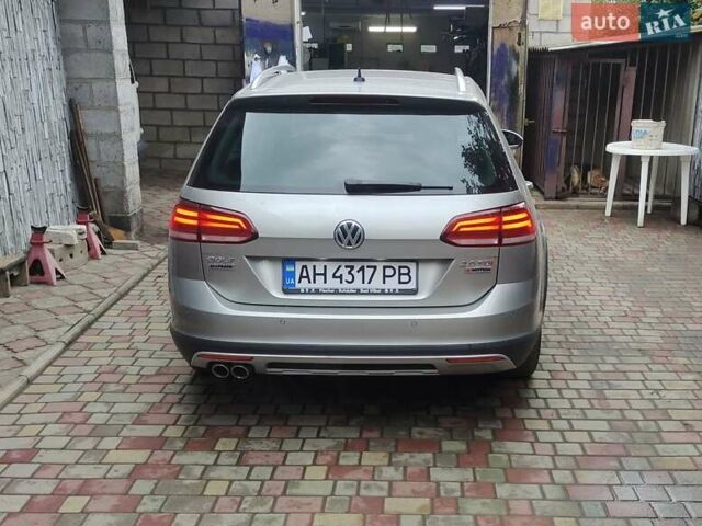 Фольксваген Пассат Альтрак 2017 в Краматорске на Automoto.ua Серый Фольксваген Пассат Альтрак, объемом двигателя 2 л и пробегом 215 тыс. км за 17000 $, фото 2 на Automoto.ua