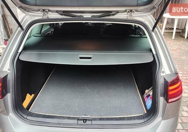 Фольксваген Пассат Альтрак 2017 в Краматорске на Automoto.ua Серый Фольксваген Пассат Альтрак, объемом двигателя 2 л и пробегом 215 тыс. км за 17000 $, фото 8 на Automoto.ua