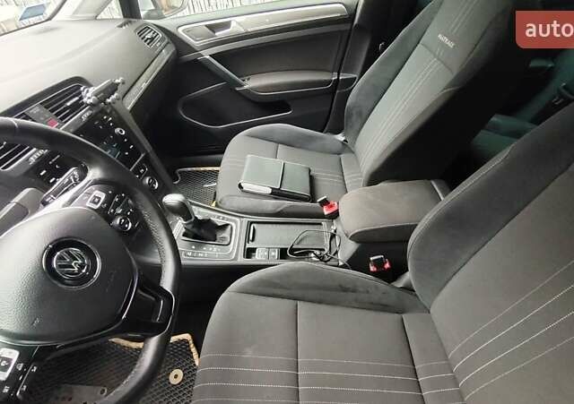 Фольксваген Пассат Альтрак 2017 в Краматорске на Automoto.ua Серый Фольксваген Пассат Альтрак, объемом двигателя 2 л и пробегом 215 тыс. км за 17000 $, фото 15 на Automoto.ua