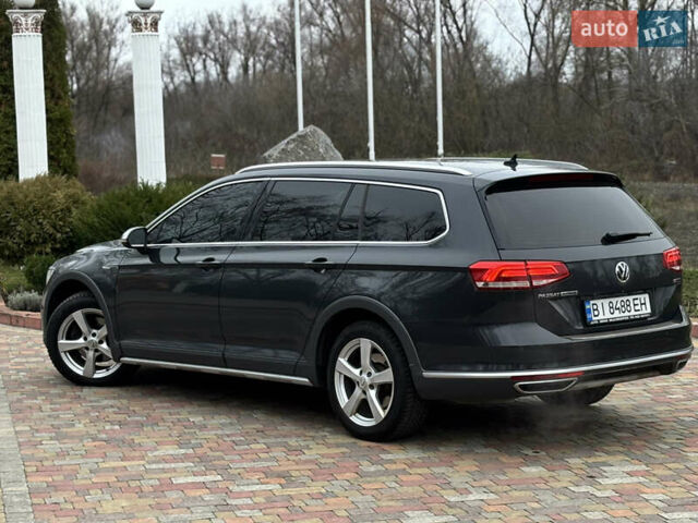 Серый Фольксваген Пассат Альтрак, объемом двигателя 2 л и пробегом 160 тыс. км за 23000 $, фото 8 на Automoto.ua