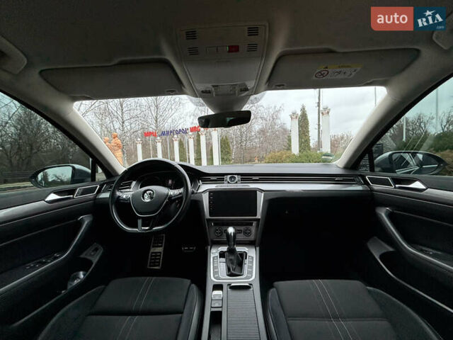 Серый Фольксваген Пассат Альтрак, объемом двигателя 2 л и пробегом 160 тыс. км за 23000 $, фото 30 на Automoto.ua