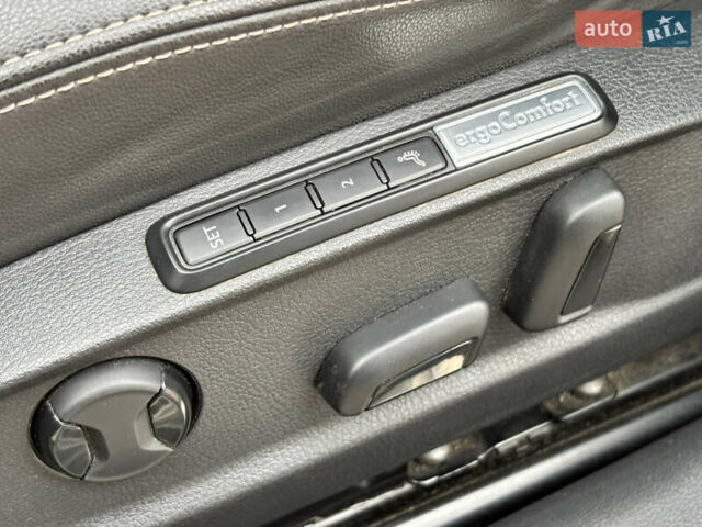 Серый Фольксваген Пассат Альтрак, объемом двигателя 2 л и пробегом 160 тыс. км за 23000 $, фото 36 на Automoto.ua