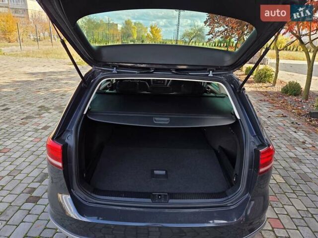 Серый Фольксваген Пассат Альтрак, объемом двигателя 2 л и пробегом 282 тыс. км за 17300 $, фото 12 на Automoto.ua