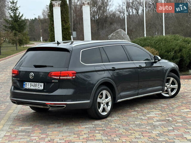 Серый Фольксваген Пассат Альтрак, объемом двигателя 2 л и пробегом 160 тыс. км за 23000 $, фото 6 на Automoto.ua