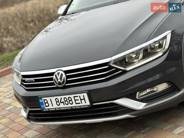 Серый Фольксваген Пассат Альтрак, объемом двигателя 2 л и пробегом 160 тыс. км за 23000 $, фото 13 на Automoto.ua