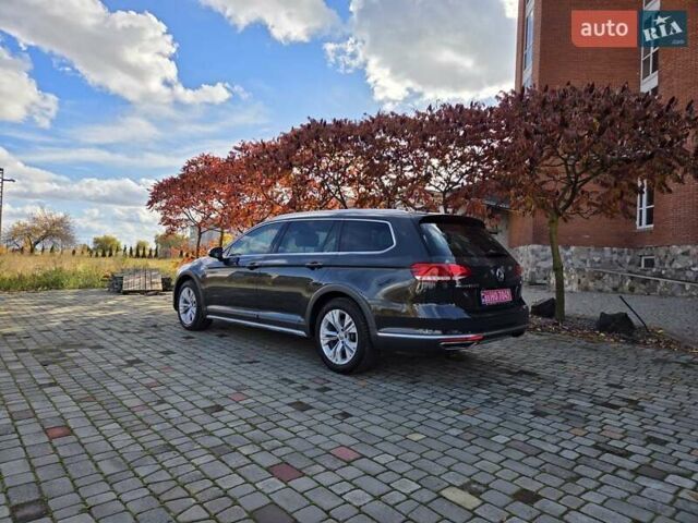 Серый Фольксваген Пассат Альтрак, объемом двигателя 2 л и пробегом 282 тыс. км за 17300 $, фото 6 на Automoto.ua