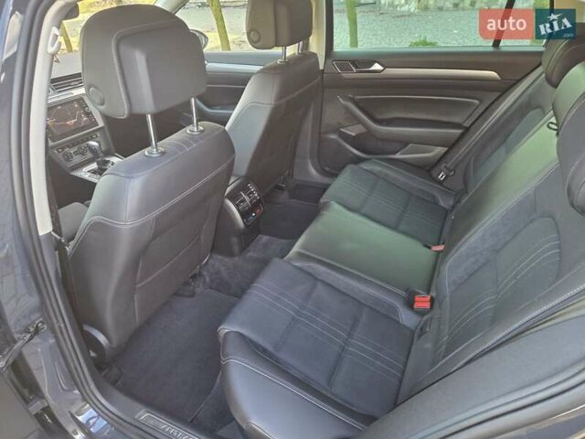 Серый Фольксваген Пассат Альтрак, объемом двигателя 2 л и пробегом 282 тыс. км за 17300 $, фото 17 на Automoto.ua