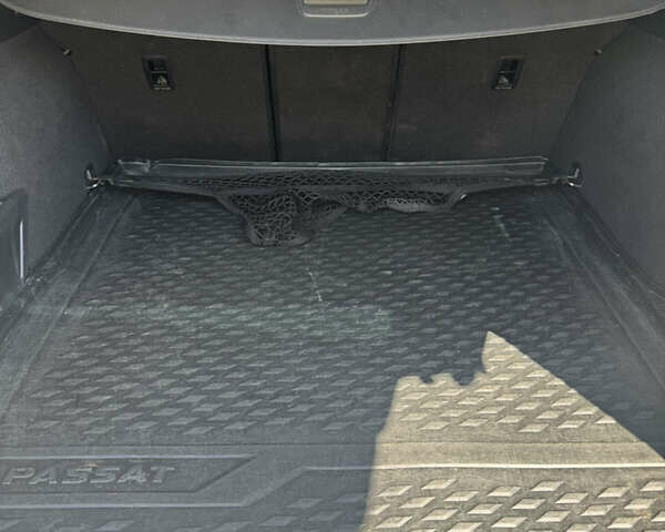 Серый Фольксваген Пассат Альтрак, объемом двигателя 1.97 л и пробегом 230 тыс. км за 22500 $, фото 30 на Automoto.ua