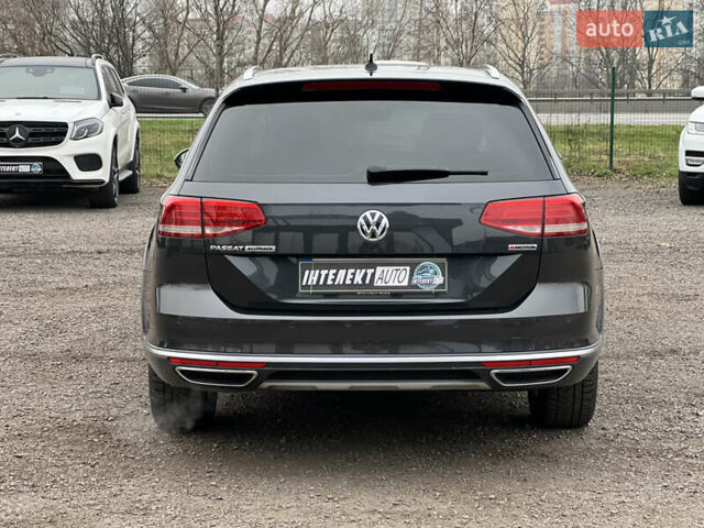 Серый Фольксваген Пассат Альтрак, объемом двигателя 2 л и пробегом 288 тыс. км за 20300 $, фото 4 на Automoto.ua