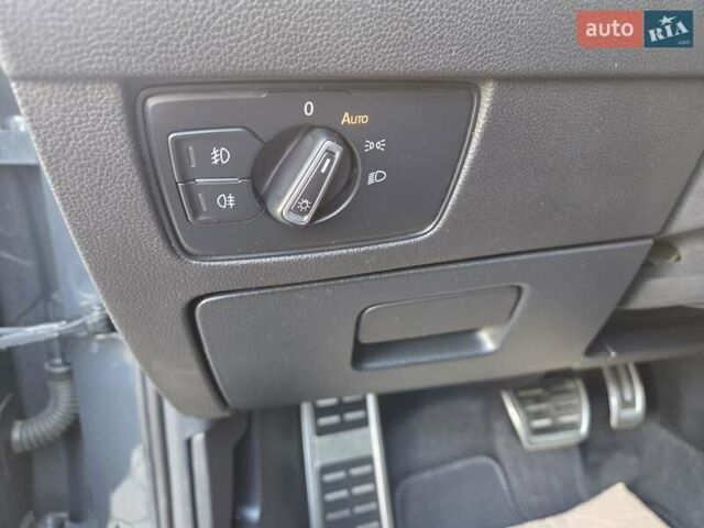 Серый Фольксваген Пассат Альтрак, объемом двигателя 2 л и пробегом 282 тыс. км за 17300 $, фото 20 на Automoto.ua