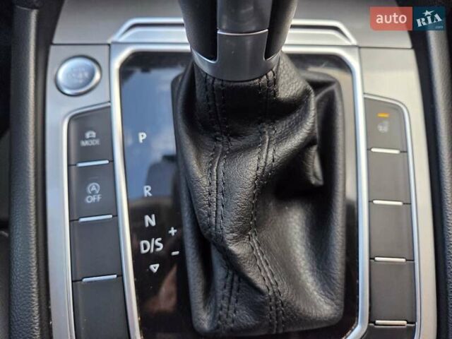 Серый Фольксваген Пассат Альтрак, объемом двигателя 2 л и пробегом 282 тыс. км за 17300 $, фото 23 на Automoto.ua