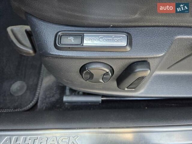 Серый Фольксваген Пассат Альтрак, объемом двигателя 2 л и пробегом 282 тыс. км за 17300 $, фото 21 на Automoto.ua