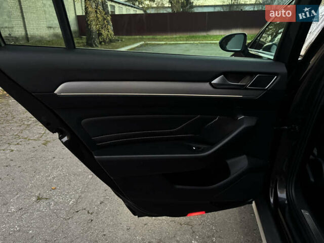 Серый Фольксваген Пассат Альтрак, объемом двигателя 2 л и пробегом 215 тыс. км за 23500 $, фото 70 на Automoto.ua