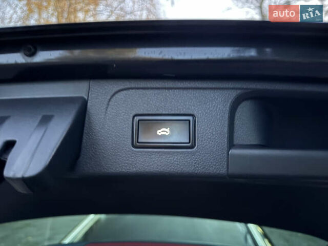 Серый Фольксваген Пассат Альтрак, объемом двигателя 2 л и пробегом 215 тыс. км за 23500 $, фото 91 на Automoto.ua