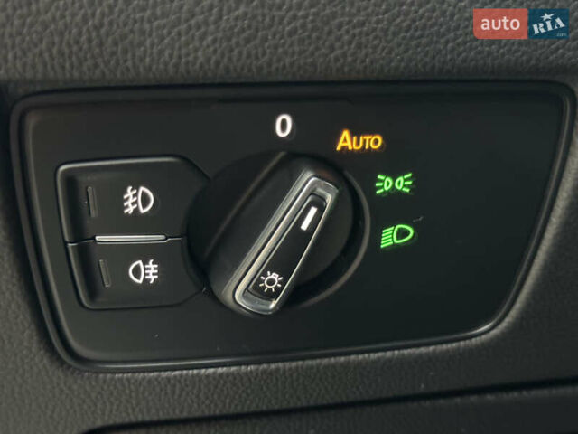 Серый Фольксваген Пассат Альтрак, объемом двигателя 2 л и пробегом 215 тыс. км за 23500 $, фото 57 на Automoto.ua