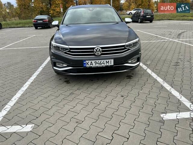 Серый Фольксваген Пассат Альтрак, объемом двигателя 1.97 л и пробегом 236 тыс. км за 22900 $, фото 10 на Automoto.ua