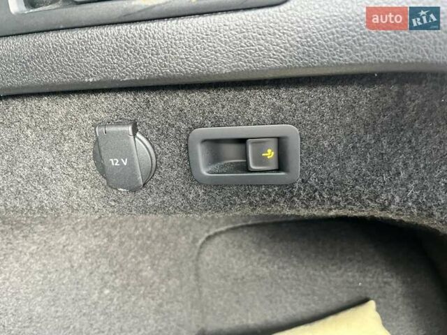 Серый Фольксваген Пассат Альтрак, объемом двигателя 1.97 л и пробегом 236 тыс. км за 22900 $, фото 26 на Automoto.ua