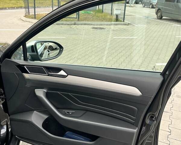 Серый Фольксваген Пассат Альтрак, объемом двигателя 1.97 л и пробегом 236 тыс. км за 22900 $, фото 23 на Automoto.ua