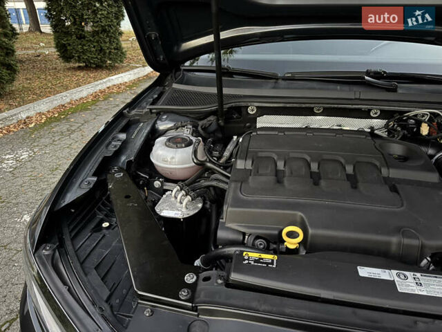 Серый Фольксваген Пассат Альтрак, объемом двигателя 2 л и пробегом 215 тыс. км за 23500 $, фото 88 на Automoto.ua